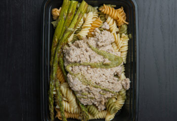 White Cheddar Pesto Ground Turkey Pasta